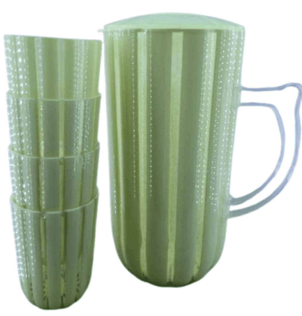 Jug with 4cups