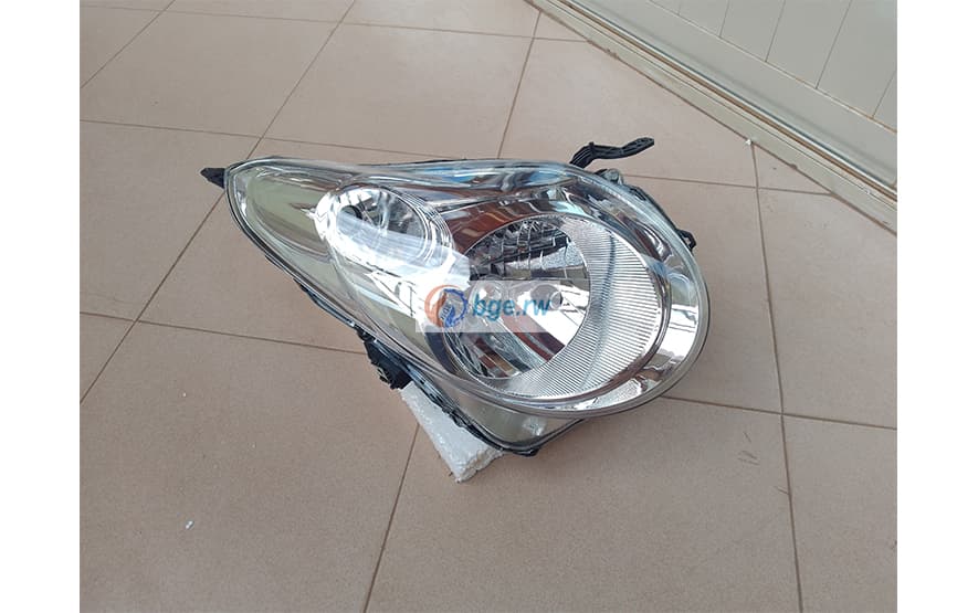 HEAD LAMP RH