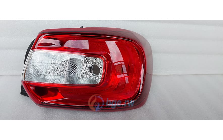 MARUTI S-PRESSO TAIL LAMP, RH