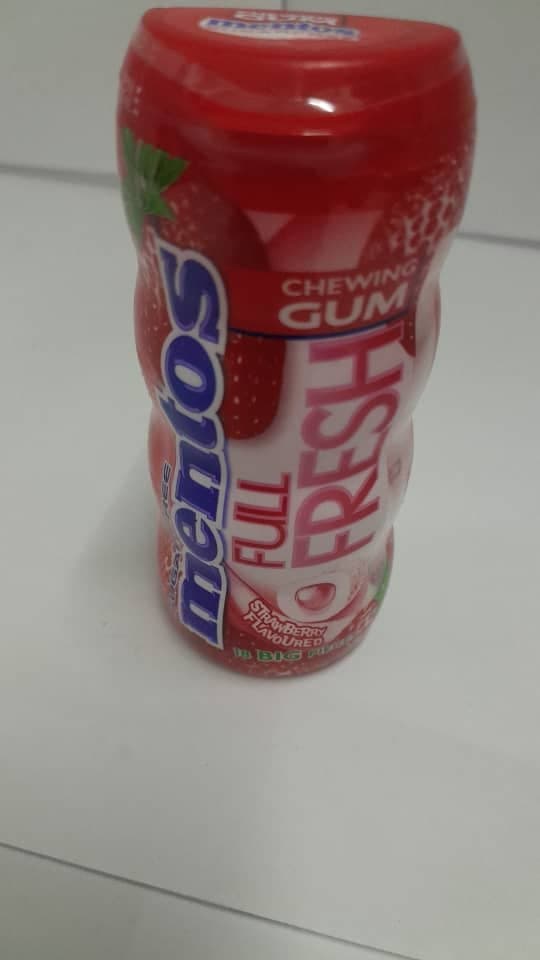 Mentos Strawberry Chewing Gum 31g