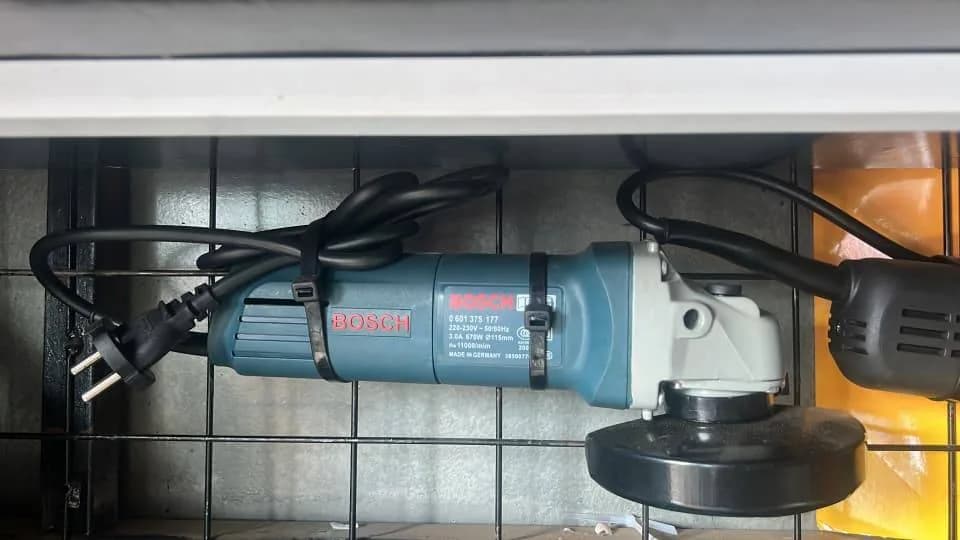 Bosch GWS 6-125 Professional angle grinder