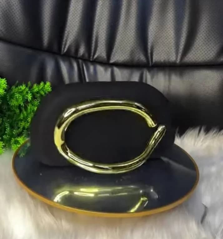 Clutch bag Gold