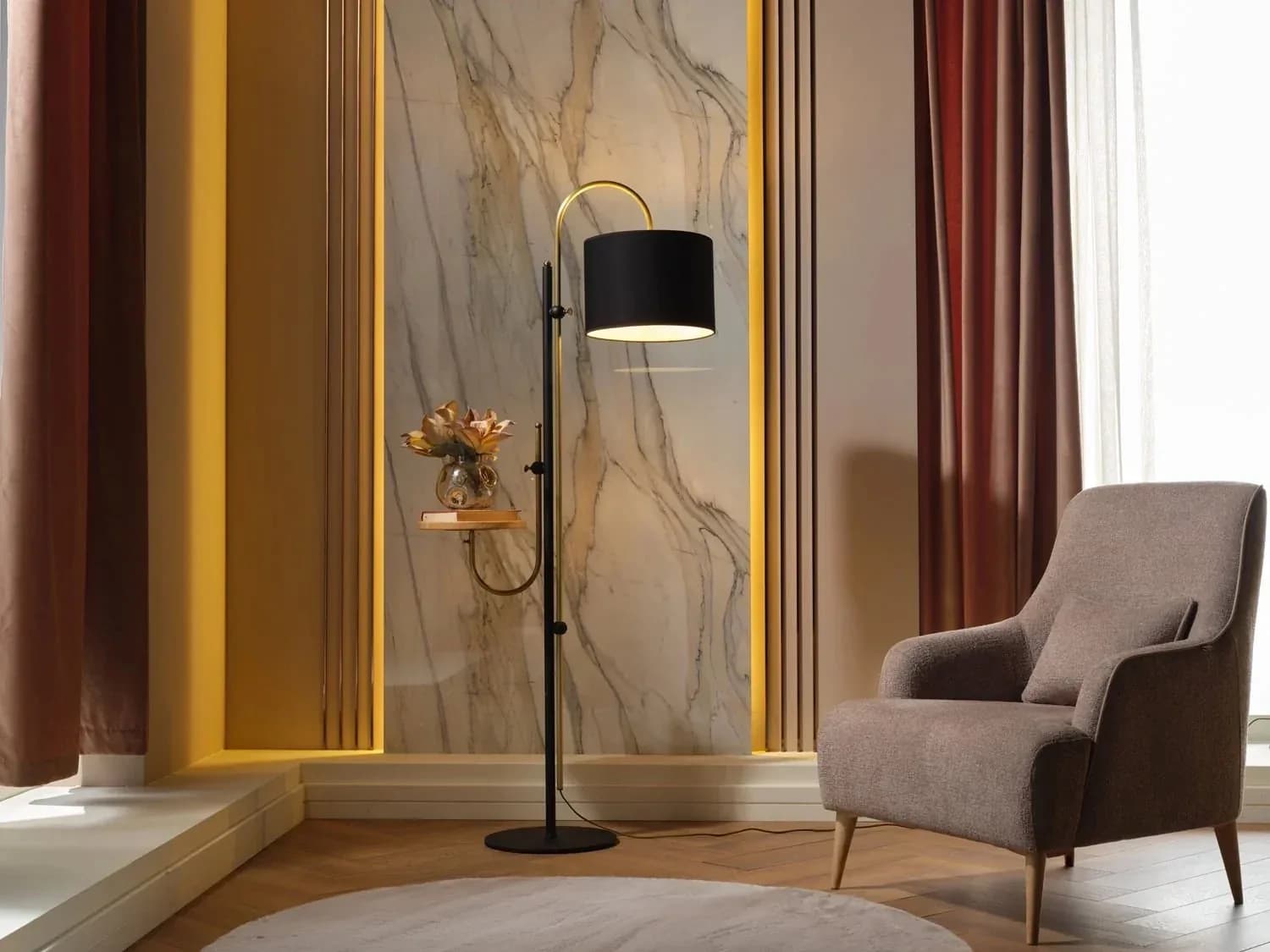 DOQU HOME Madow Floor Lamp Body + Top in Black - Antique