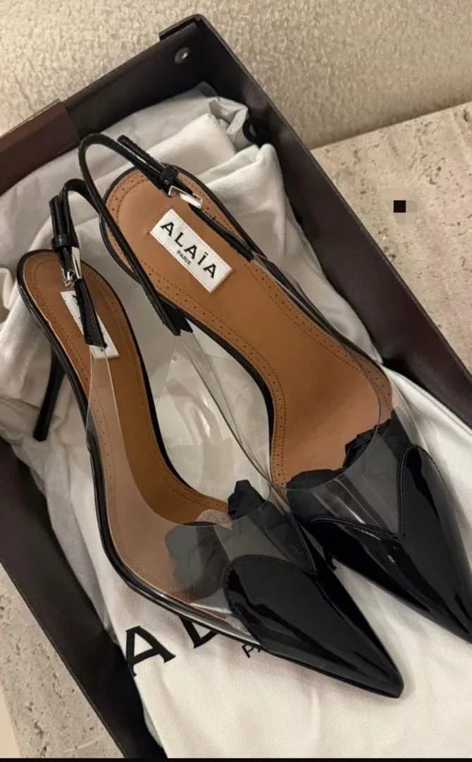 Alaïa Le Cœur slingback pumps