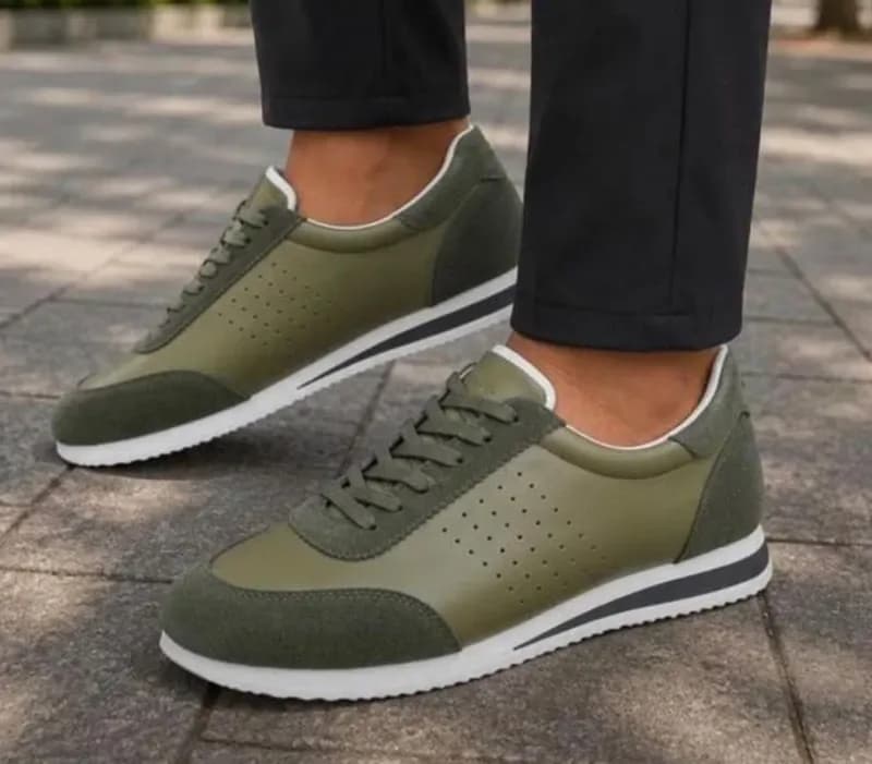Men's Casual Sneakers Comfortable Lace Up Walking Shoes