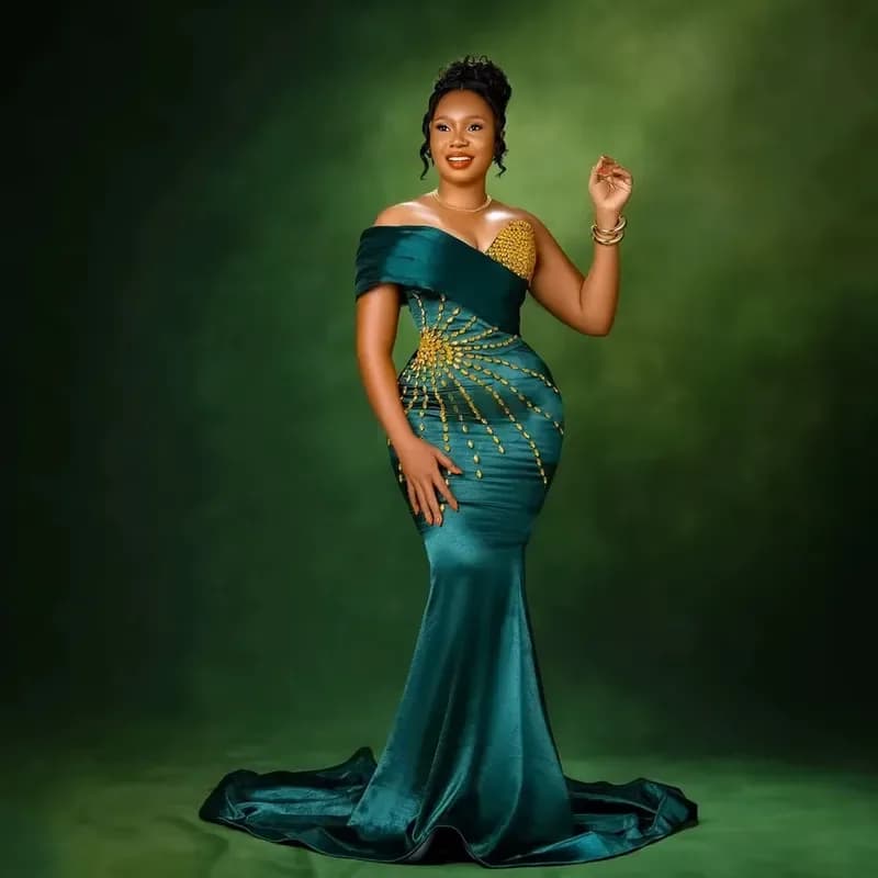 Women Ceremony Dress 2
