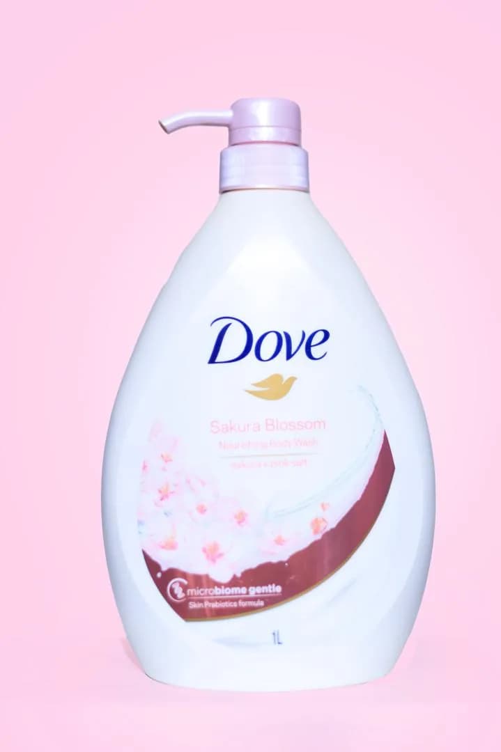 Dove Sakura Nourishing Body Wash 1L