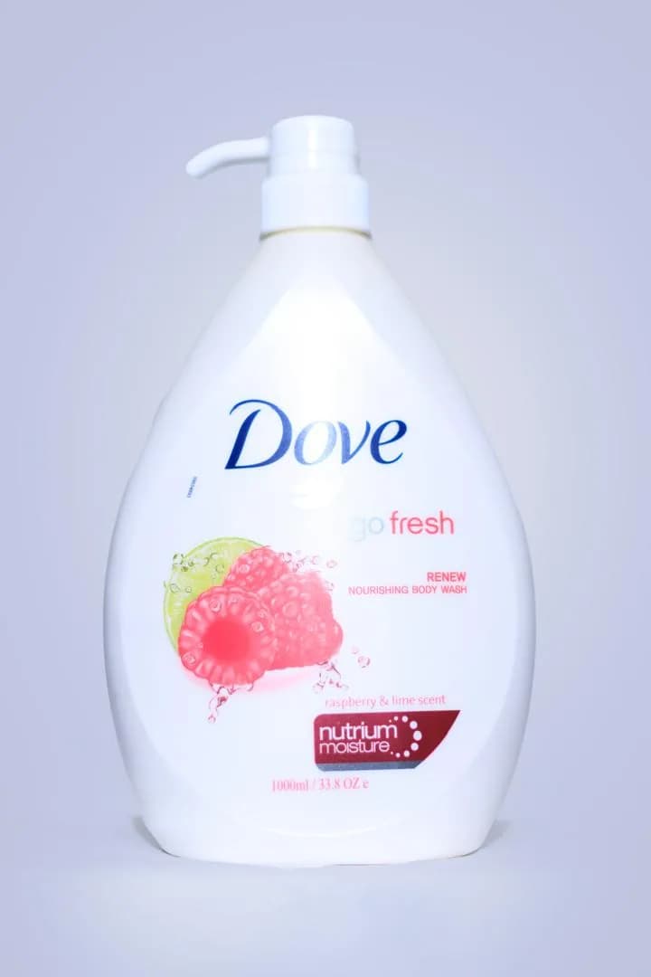 Dove Go Fresh Raspberry & Lime Scent Nourishing Body Wash 1L