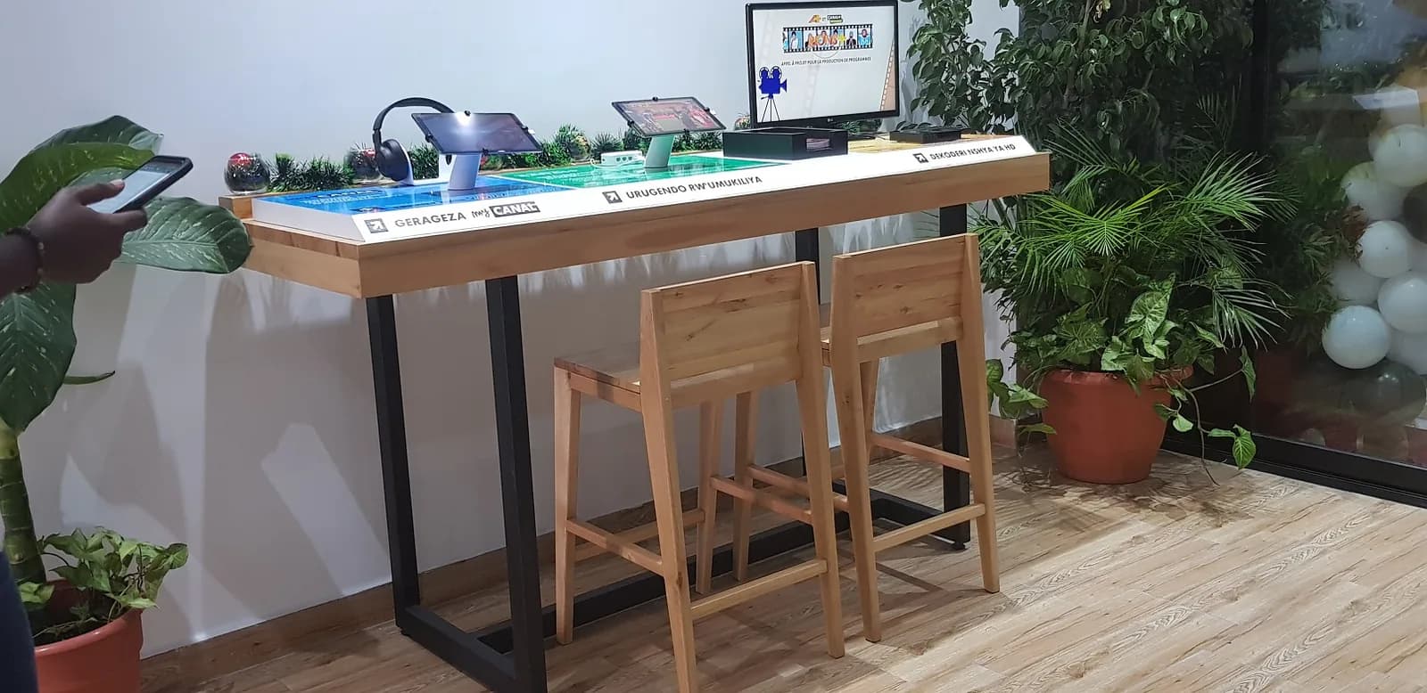 Internet work place