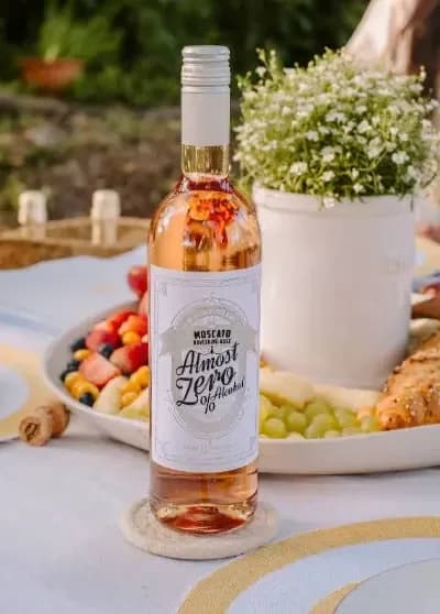 Almost Zero Moscato Ravishing Rosene non-Alcoholic Wine 750ml