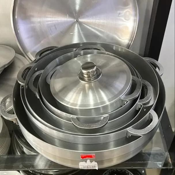 6-Piece Set of Polished Aluminum Cookware