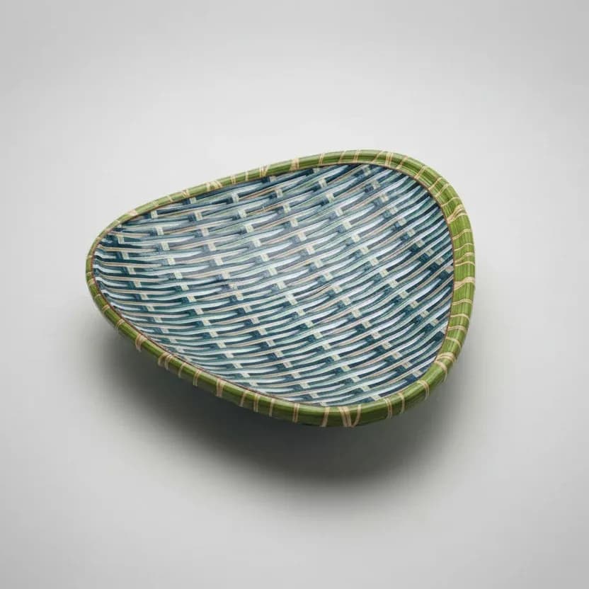 Woven Pattern Triangular Melamine Serving Platter