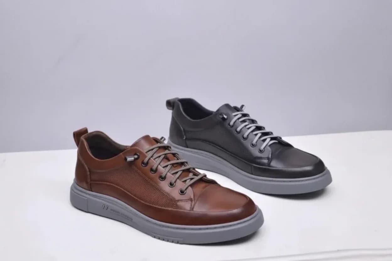 LV Flash Sneaker Size 40-43