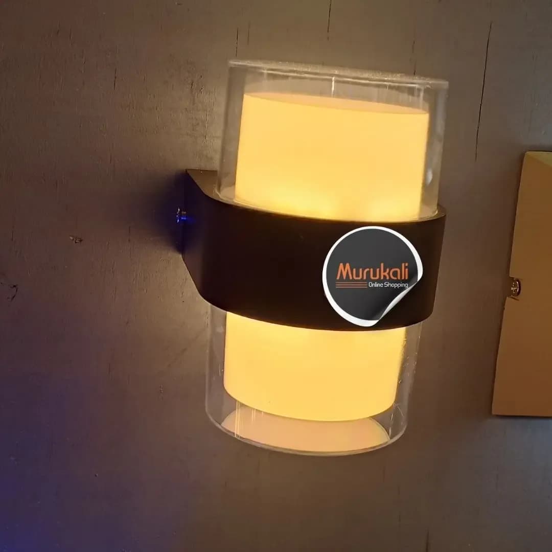 Modern Wall-Mounted LED Light Fixture for Stylish and Energy-Efficient Lighting