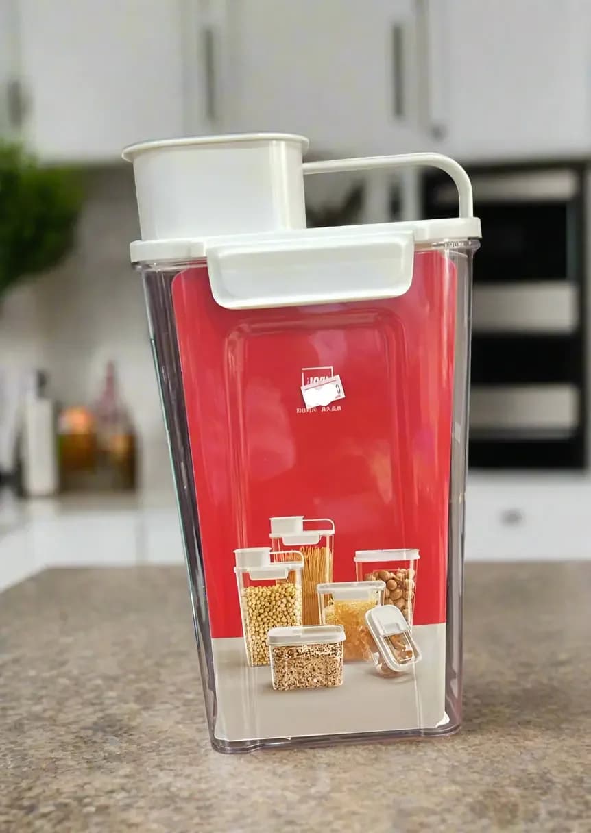 Dispensing Container with a Measuring Cup 1.8L