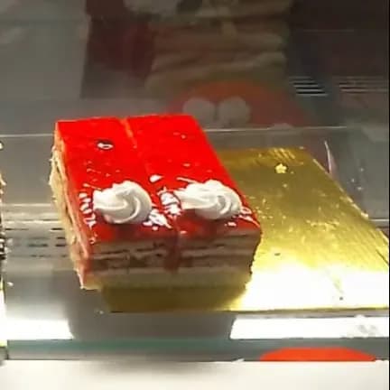 Simba Yummy Cake – Red Velvet Dream /pc