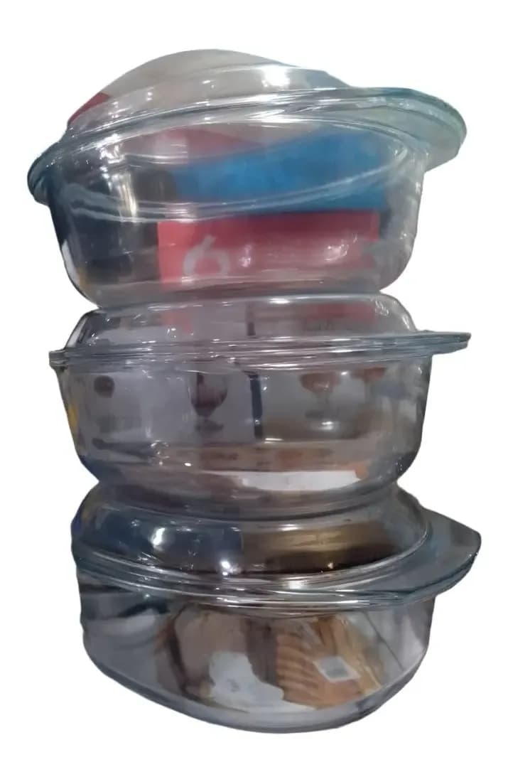 Pyrex glass serving dishes with lids 3pcs