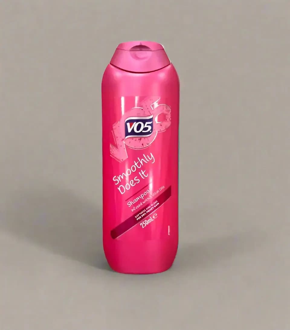 VO5 Smoothly Does It Shampoo 250ml