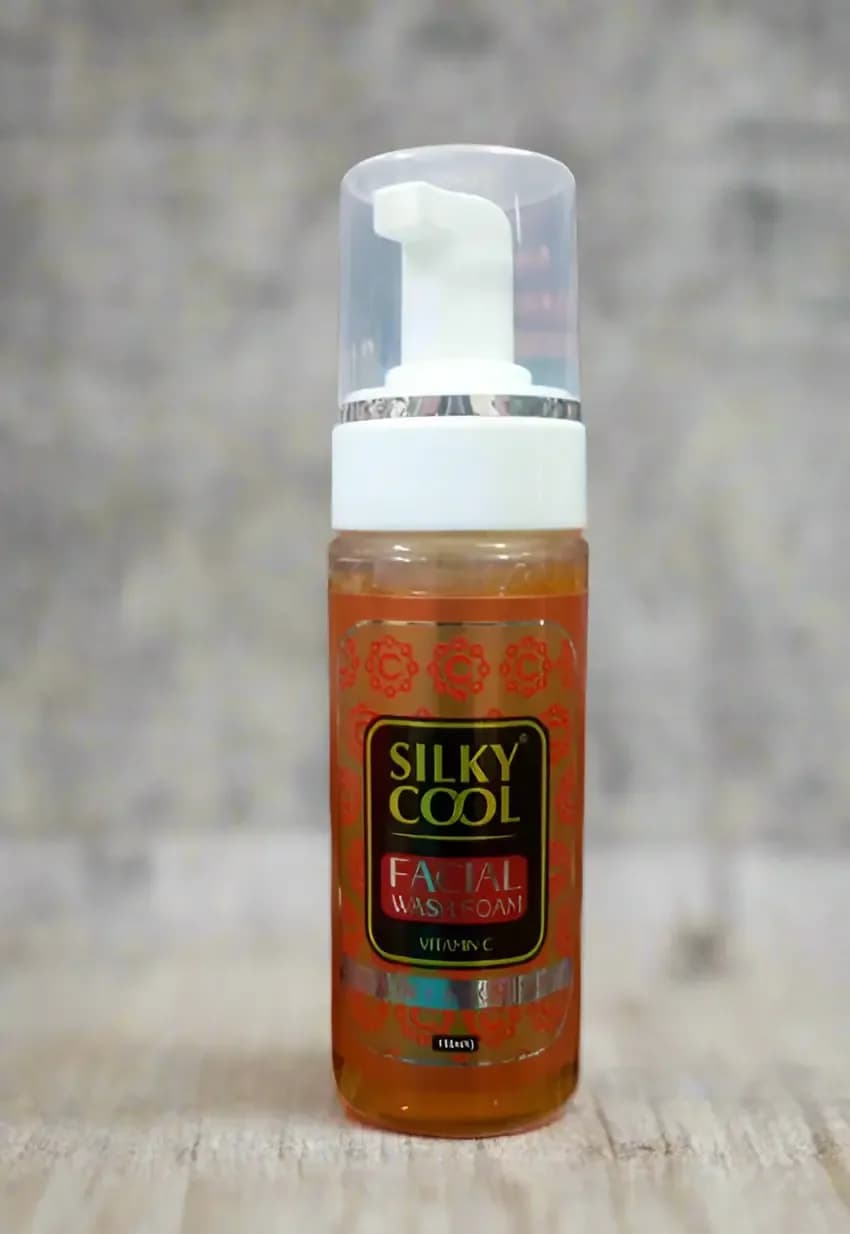 Silky Cool Vitamin C Facial Wash Foam 150ml