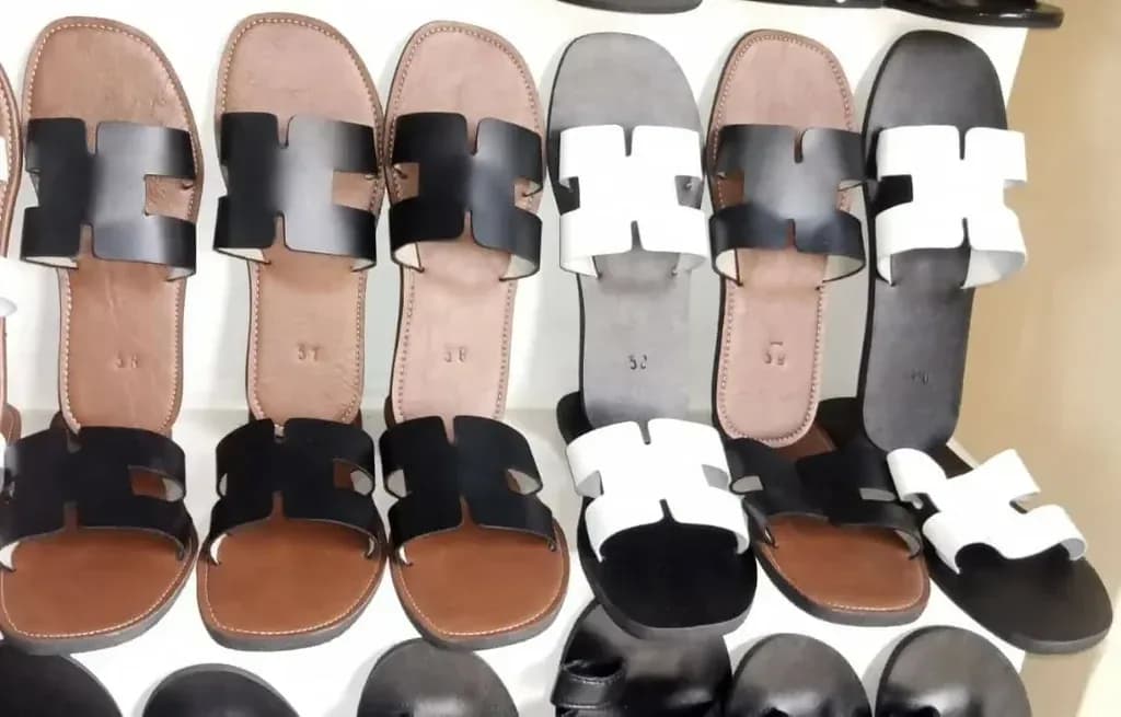 ContrastStep Sandals