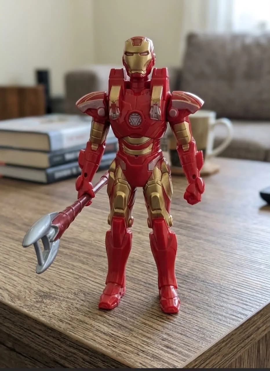 Avengers Super Hero Action Figure with Light (Ironman)