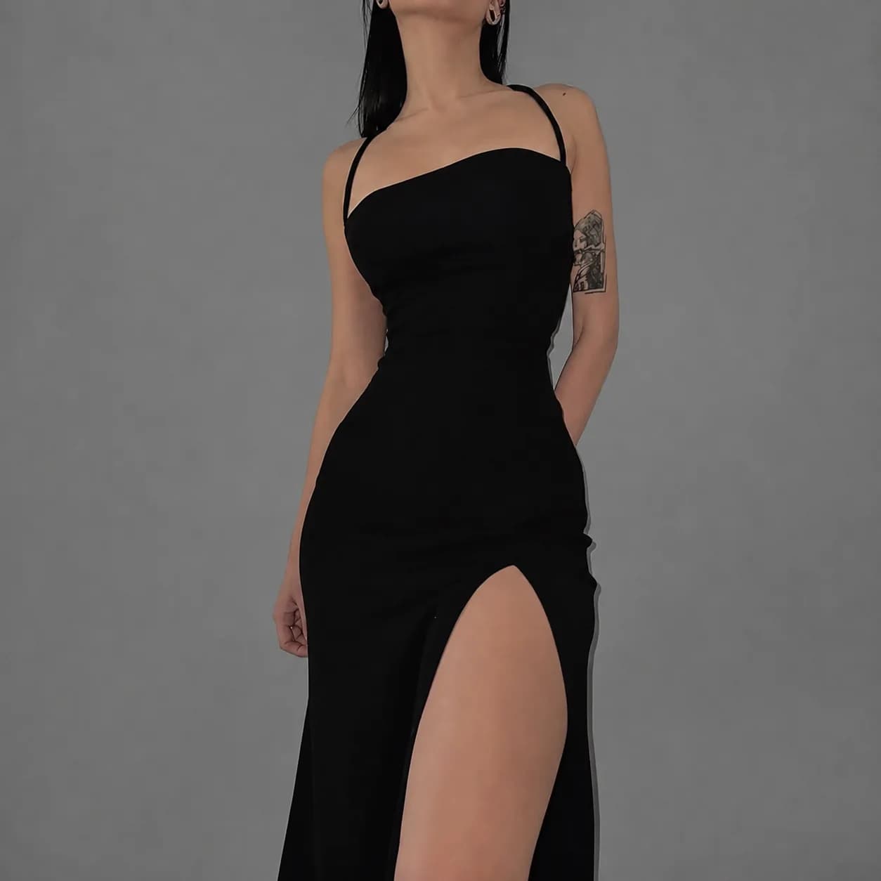 Women's Elegant Black Strapless Bodycon Maxi Dress with High Slit