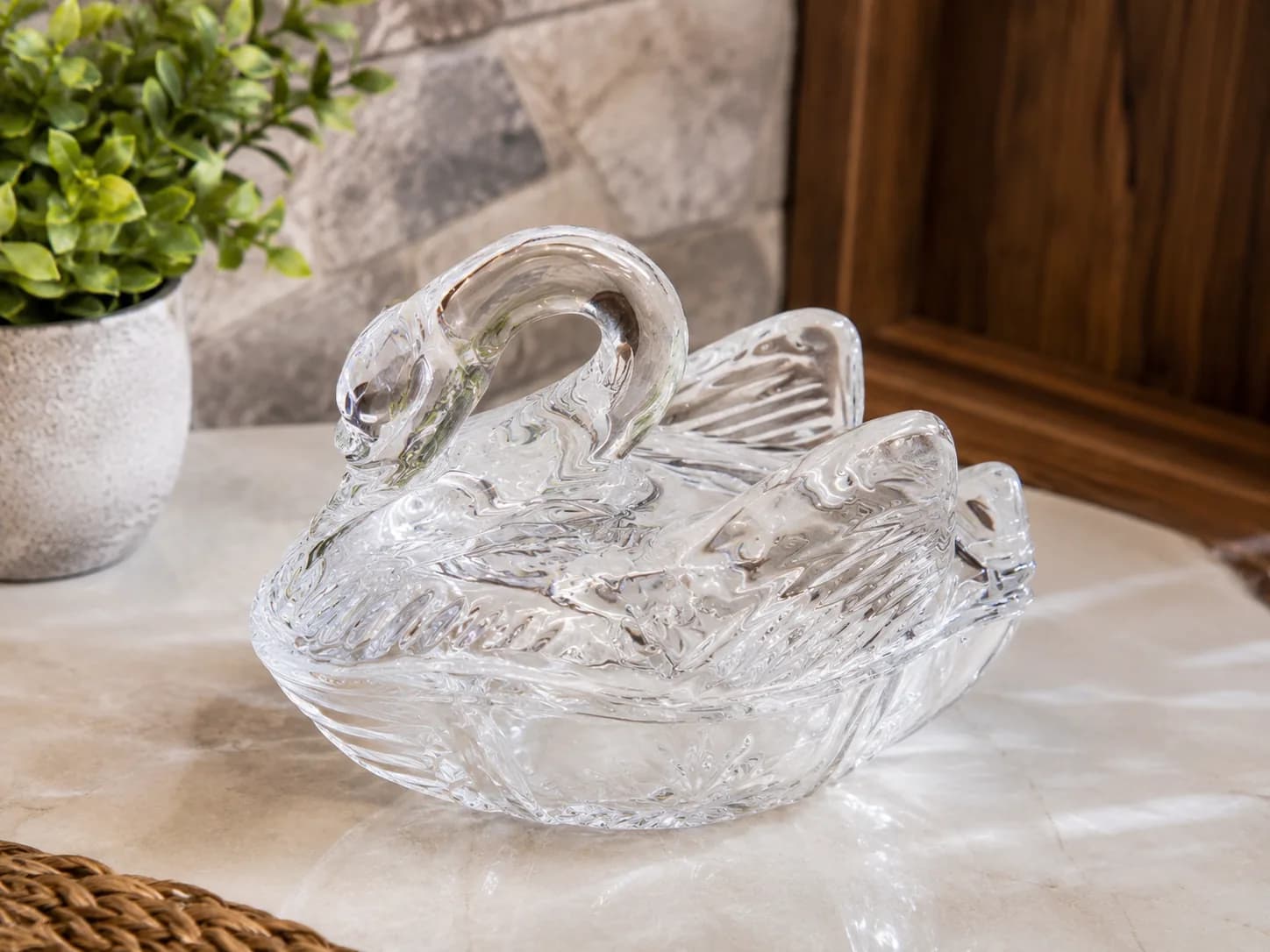 Crystal Swan Glass Sugar Bowl with Lid