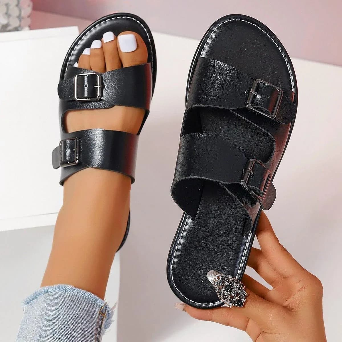 Summer Fashion Large Size Women’s Shoes Slippers Comfortable Flat Bottom Beach