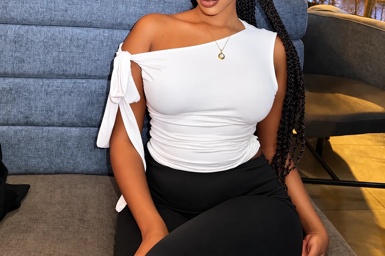 Elegant One-Shoulder Bow Detail Ruched Top – White