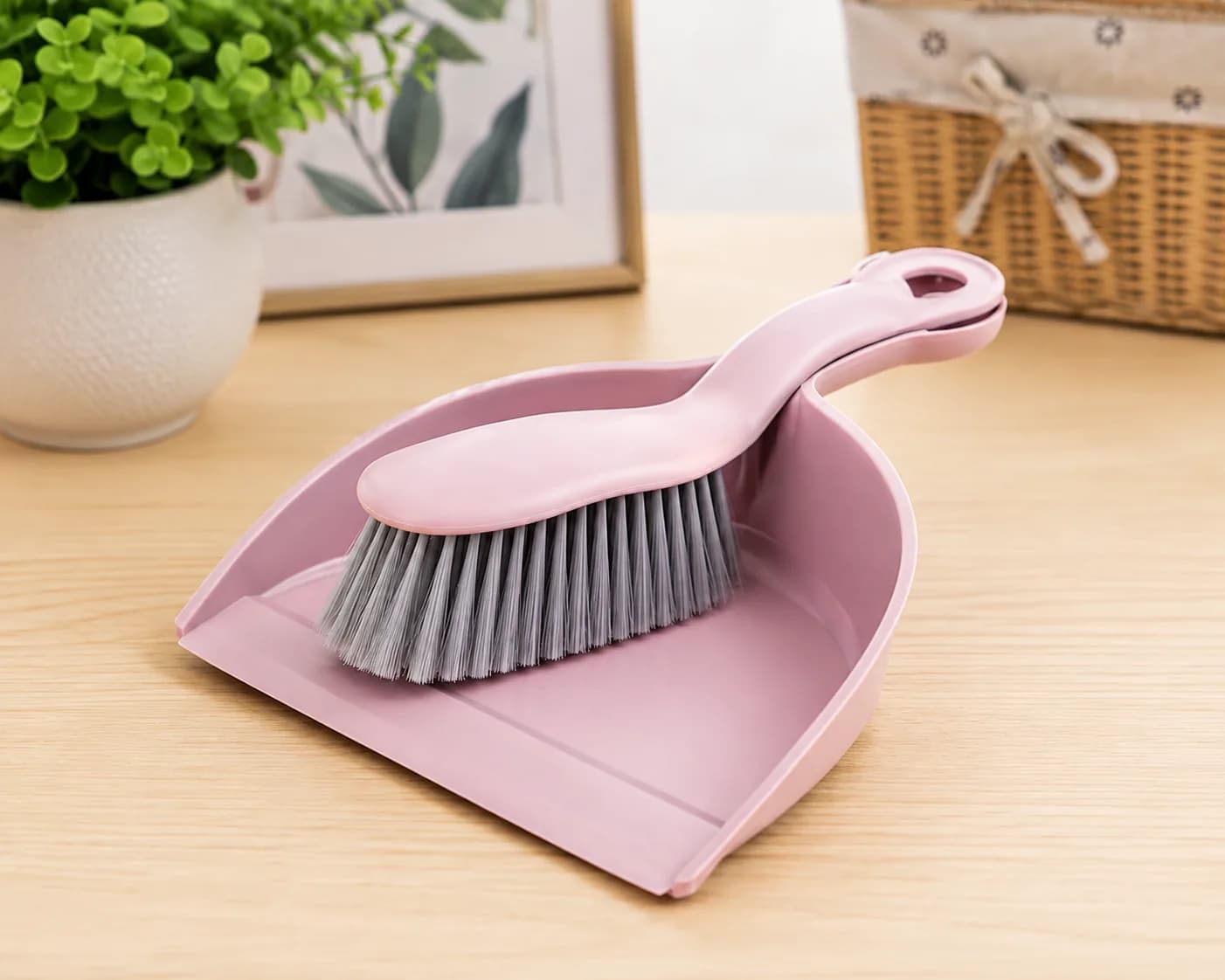 Handheld Dustpan and Brush Set – Mini Cleaning Brush & Dustpan