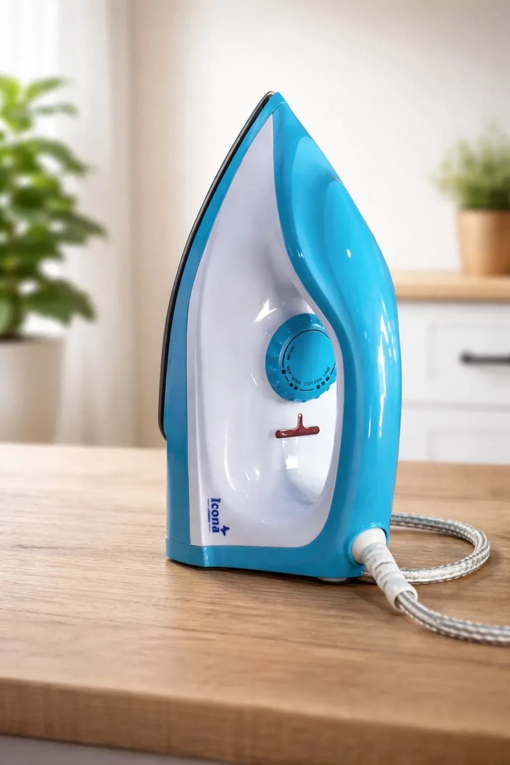 Icona Plus Electric Steam Iron