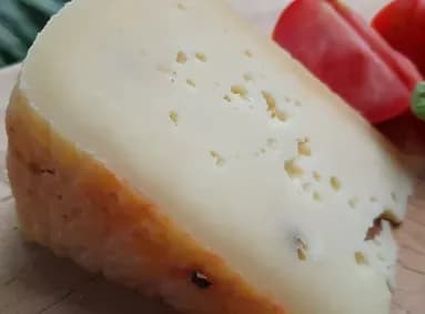 La Fromagerie - Pecorino Black Pepper / Pecorino Poivre Noir 150g