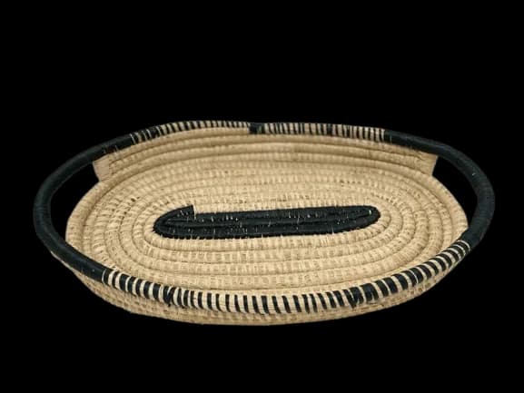 Woven thread panier