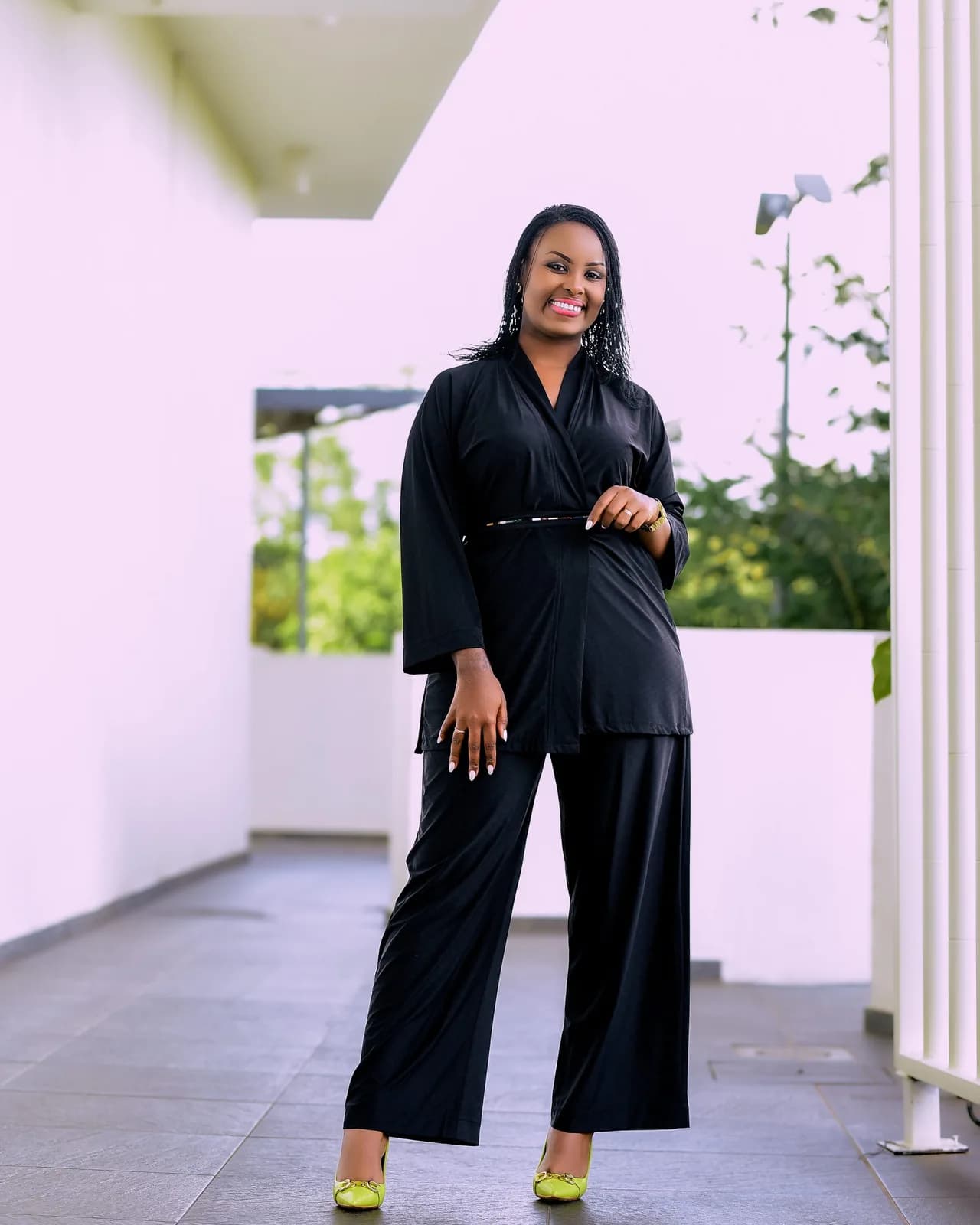 F and Y's Made in Rwanda Women's complete