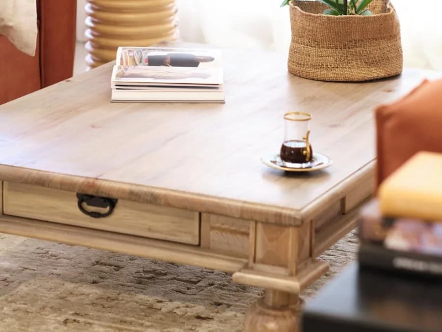 Isaro Coffee Table
