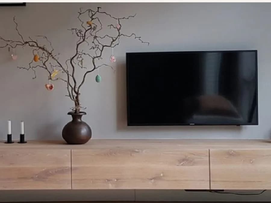 Sean TV Stand