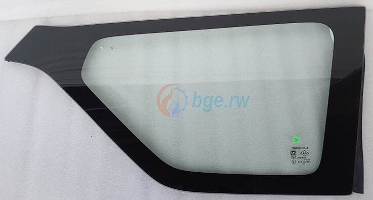 GLASS, QTR WINDOW RH