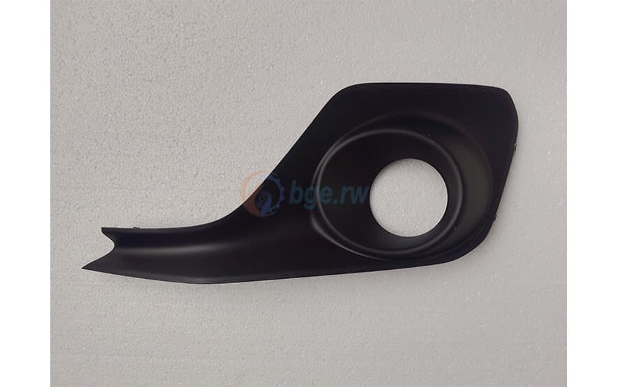 BEZEL, FRONT FOG LAMP LH (BLACK)