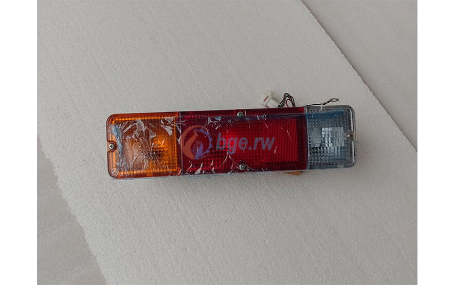 LAMP ASSYREAR COMB LH