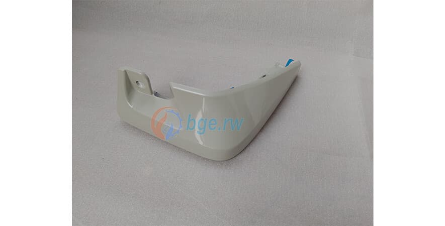 FLAP, MUD REAR RH WHITE