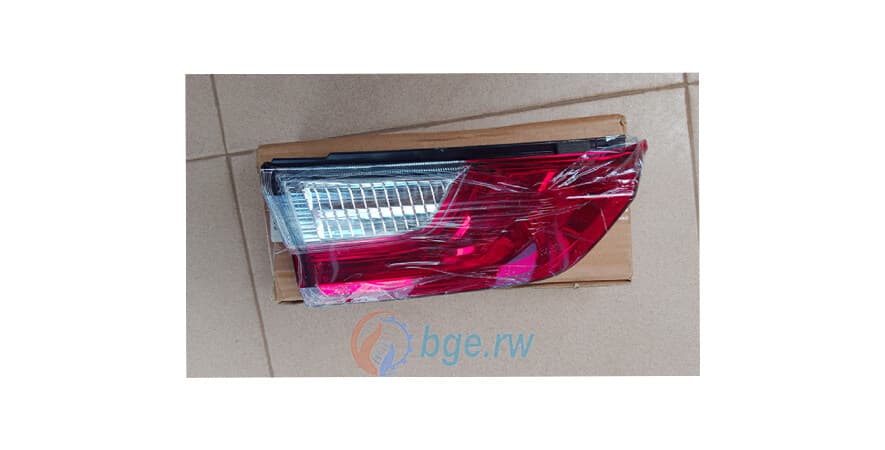 GARNISH ASSY,BACK DOOR,L